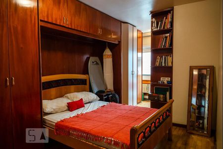 Quarto 1 de apartamento à venda com 3 quartos, 117m² em Copacabana, Rio de Janeiro