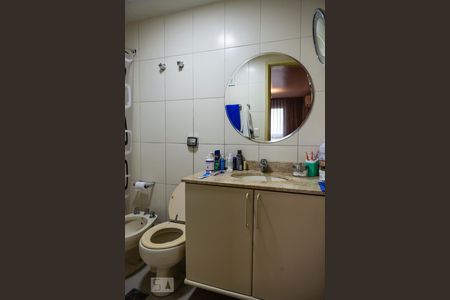 Banheiro da Suíte de apartamento à venda com 3 quartos, 117m² em Copacabana, Rio de Janeiro