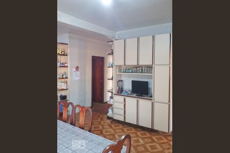 Casa à venda com 436m², 7 quartos e 5 vagasCozinha