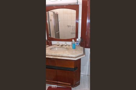 Casa à venda com 436m², 7 quartos e 5 vagasBanheiro da Suíte 2