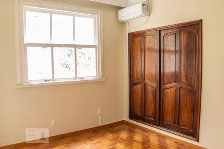 Quarto 1 de apartamento para alugar com 2 quartos, 80m² em Funcionários, Belo Horizonte