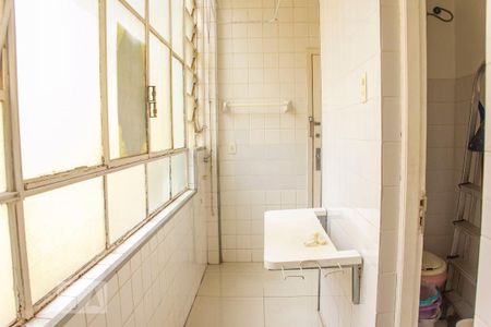 Área de Serviço de apartamento para alugar com 2 quartos, 80m² em Funcionários, Belo Horizonte