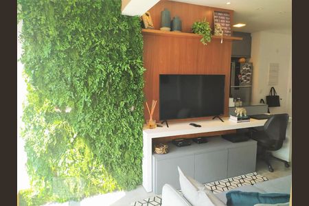 Sala de apartamento para alugar com 1 quarto, 43m² em Jardim da Gloria, São Paulo