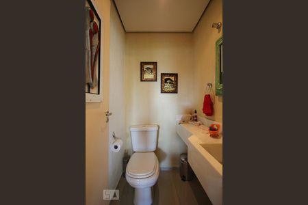 Apartamento à venda com 128m², 3 quartos e sem vagaLavabo