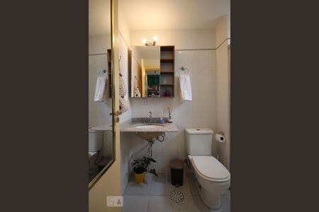 Apartamento à venda com 128m², 3 quartos e sem vagaBanheiro da Suíte 1