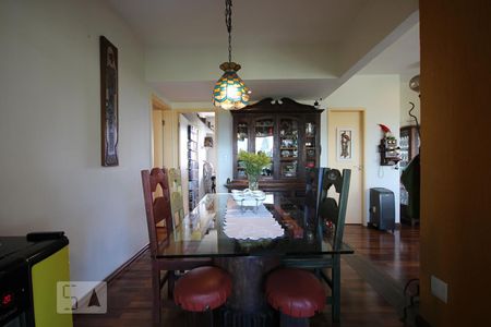 Apartamento à venda com 128m², 3 quartos e sem vagaSala