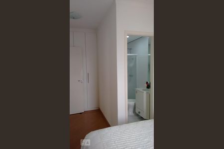 Apartamento à venda com 76m², 3 quartos e 2 vagas Apartamento à venda com 76m², 3 quartos e 2 vagasQuarto