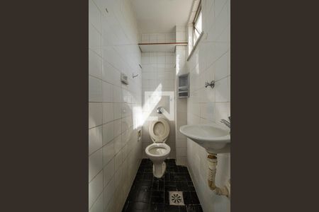 Apartamento para alugar com 107m², 3 quartos e 2 vagasBanheiro de Serviço