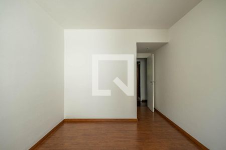 Apartamento para alugar com 107m², 3 quartos e 2 vagasQuarto 3