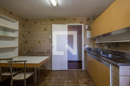 Apartamento para alugar com 107m², 3 quartos e 2 vagasCozinha
