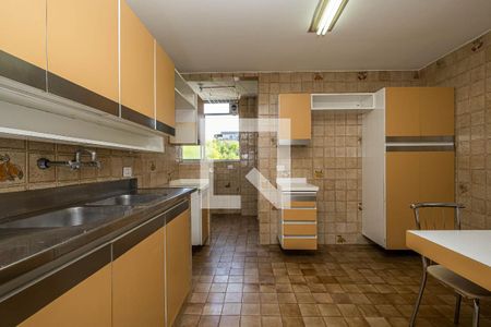 Apartamento para alugar com 107m², 3 quartos e 2 vagasCozinha