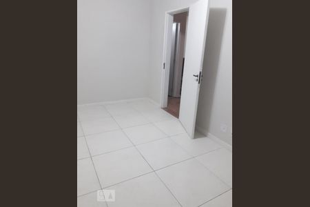 Quarto 2 de apartamento para alugar com 2 quartos, 58m² em Pechincha, Rio de Janeiro