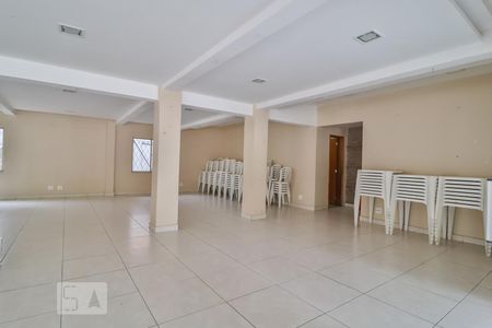 Apartamento para alugar com 58m², 2 quartos e 1 vagaÁrea comum