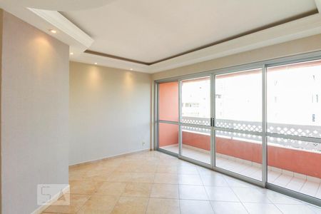 Sala  de apartamento para alugar com 3 quartos, 77m² em Jardim Textil, São Paulo