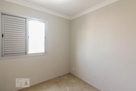Apartamento para alugar com 77m², 3 quartos e 1 vagaQuarto 2