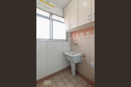 Apartamento para alugar com 77m², 3 quartos e 1 vagaÁrea de serviço 