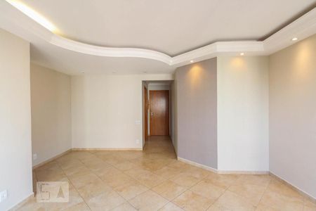Sala  de apartamento para alugar com 3 quartos, 77m² em Jardim Textil, São Paulo