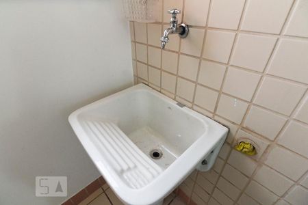 Apartamento para alugar com 77m², 3 quartos e 1 vagaÁrea de serviço 