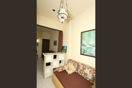 Sala/Quarto de apartamento para alugar com 2 quartos, 52m² em Copacabana, Rio de Janeiro