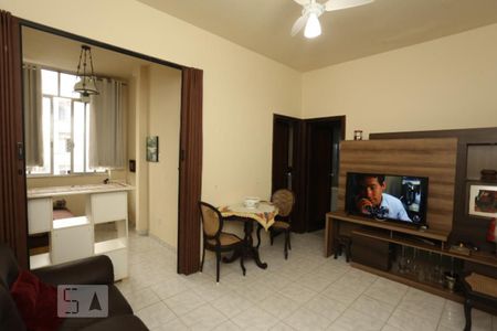 Sala de apartamento para alugar com 2 quartos, 52m² em Copacabana, Rio de Janeiro