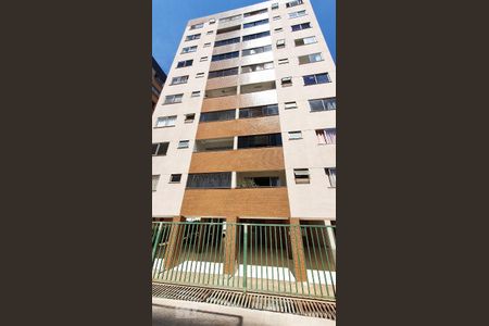 Fachada do bloco de apartamento para alugar com 2 quartos, 70m² em Praça Andorinha Residencial Florence (águas Claras), Brasília