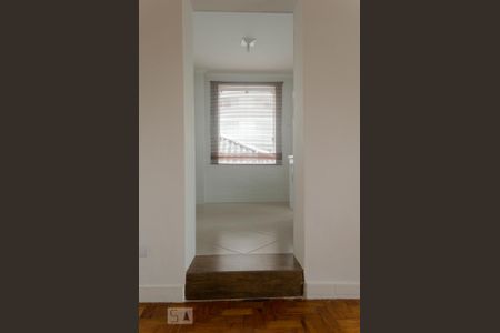 Cozinha de kitnet/studio para alugar com 1 quarto, 40m² em Água Branca, São Paulo