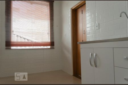 Cozinha de kitnet/studio para alugar com 1 quarto, 40m² em Água Branca, São Paulo