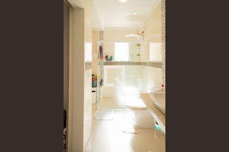 Casa à venda com 220m², 3 quartos e 4 vagas Casa à venda com 220m², 3 quartos e 4 vagasBanheiro - Suíte 3