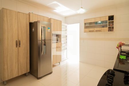 Casa à venda com 220m², 3 quartos e 4 vagas Casa à venda com 220m², 3 quartos e 4 vagasCozinha Cozinha