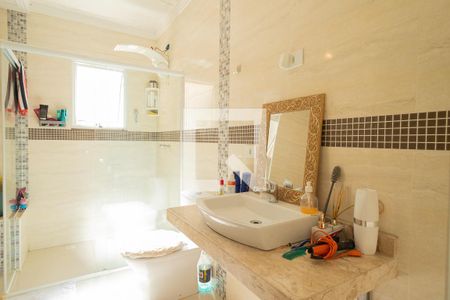 Casa à venda com 220m², 3 quartos e 4 vagas Casa à venda com 220m², 3 quartos e 4 vagasBanheiro - Suíte 3