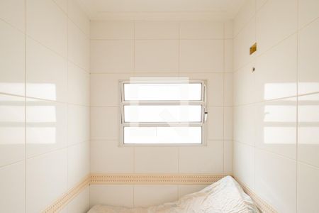 Casa à venda com 220m², 3 quartos e 4 vagas Casa à venda com 220m², 3 quartos e 4 vagasBanheiro - Suíte 2