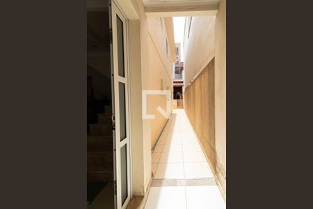 Casa à venda com 220m², 3 quartos e 4 vagas Casa à venda com 220m², 3 quartos e 4 vagasQuintal
