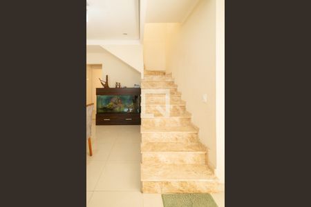 Escada - Sala de casa à venda com 3 quartos, 220m² em Vila Florida, São Bernardo do Campo