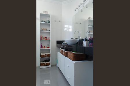 Apartamento à venda com 126m², 3 quartos e 1 vagaBanheiro da Suíte