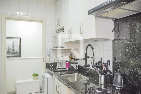 Apartamento à venda com 80m², 3 quartos e 2 vagasCozinha