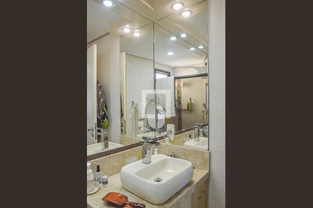 Apartamento à venda com 80m², 3 quartos e 2 vagasBanheiro da Suíte