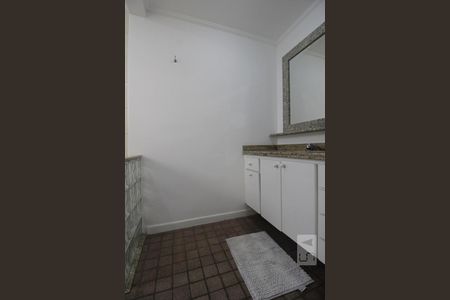 Apartamento para alugar com 170m², 4 quartos e 3 vagasBanheiro da suíte 3