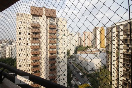Apartamento para alugar com 170m², 4 quartos e 3 vagasVista da suíte 1