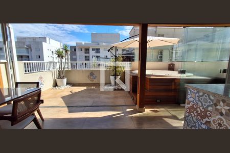 Apartamento à venda com 168m², 3 quartos e 2 vagas Apartamento à venda com 168m², 3 quartos e 2 vagasÁrea Gourmet