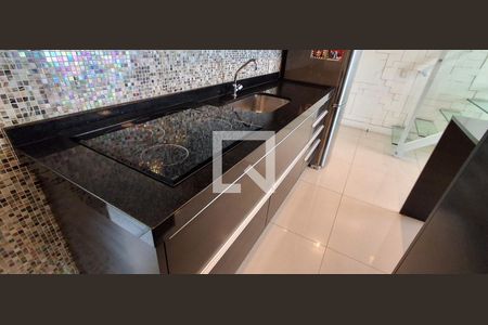 Apartamento à venda com 168m², 3 quartos e 2 vagas Apartamento à venda com 168m², 3 quartos e 2 vagasCozinha