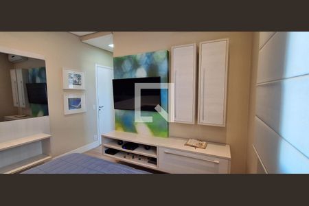 Apartamento à venda com 168m², 3 quartos e 2 vagas Apartamento à venda com 168m², 3 quartos e 2 vagasSuíte