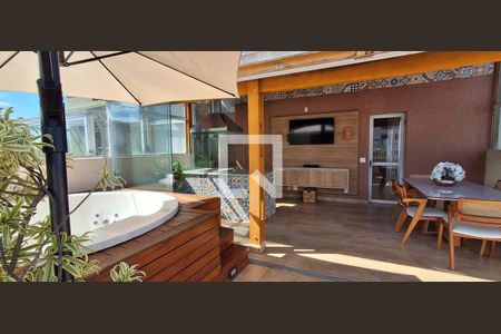 Apartamento à venda com 168m², 3 quartos e 2 vagas Apartamento à venda com 168m², 3 quartos e 2 vagasCobertura