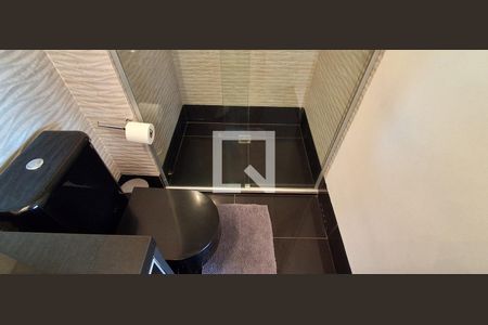 Apartamento à venda com 168m², 3 quartos e 2 vagas Apartamento à venda com 168m², 3 quartos e 2 vagasBanheiro Social