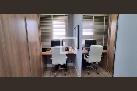 Apartamento à venda com 168m², 3 quartos e 2 vagas Apartamento à venda com 168m², 3 quartos e 2 vagasQuarto