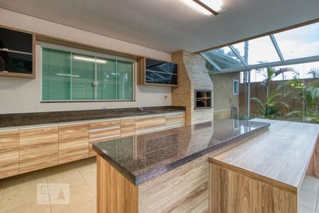 Casa de condomínio à venda com 400m², 4 quartos e 6 vagasChurrasqueira