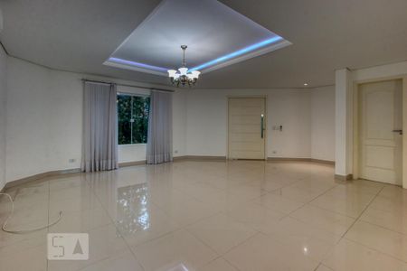 Casa de condomínio à venda com 400m², 4 quartos e 6 vagasSala