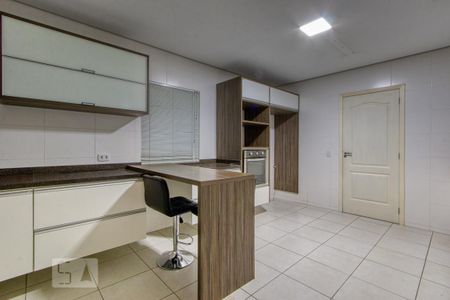 Casa de condomínio à venda com 400m², 4 quartos e 6 vagasCozinha