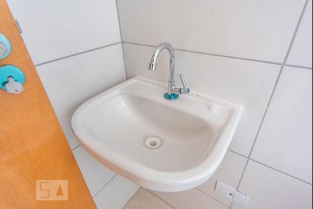 Pia de apartamento à venda com 2 quartos, 54m² em Bangú, Santo André