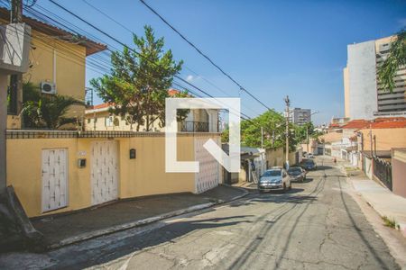 Casa de condomínio à venda com 203m², 3 quartos e 2 vagas Casa de condomínio à venda com 203m², 3 quartos e 2 vagasFachada