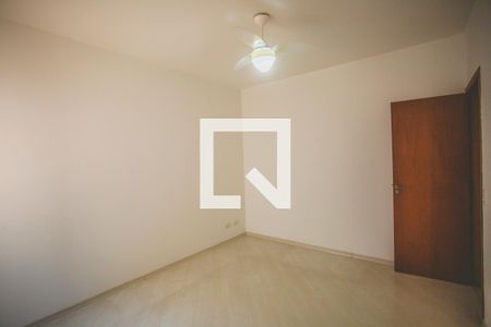 Casa de condomínio à venda com 203m², 3 quartos e 2 vagas Casa de condomínio à venda com 203m², 3 quartos e 2 vagasQuarto